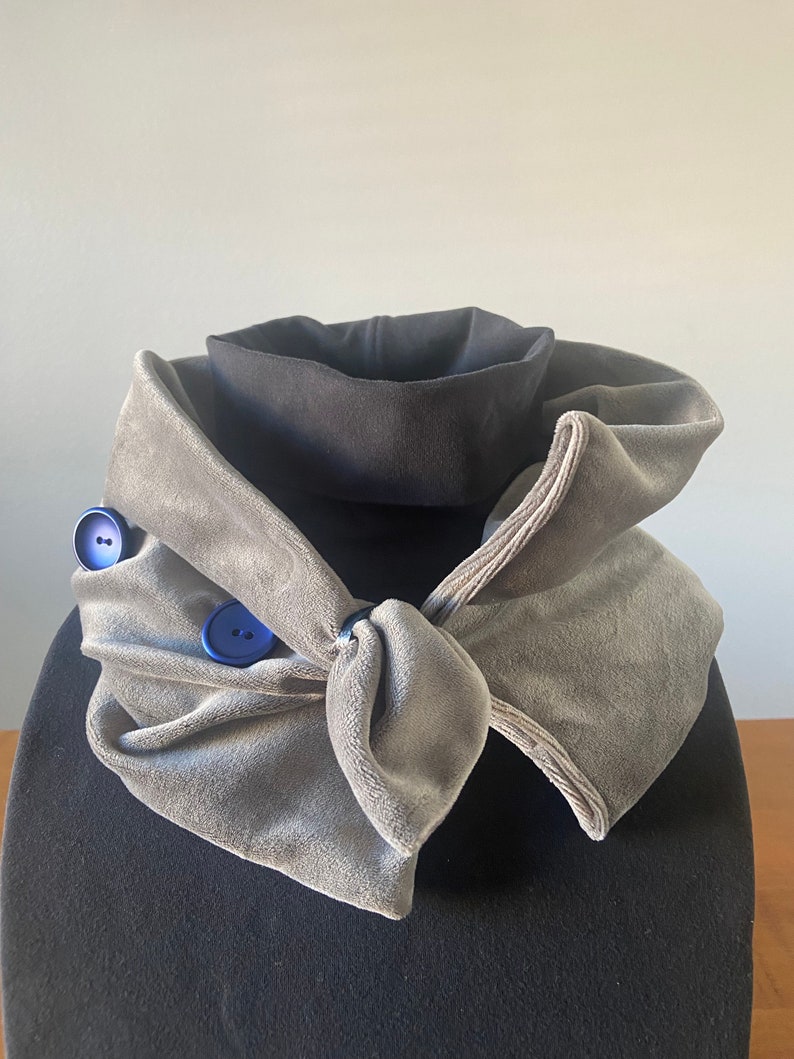 Soft and Cozy Gray Velour Scarflette with Matte Metallic Blue Buttons image 4