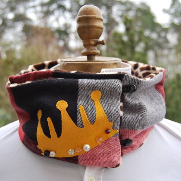 The King’s Crown Scarflette Giraffe and Flannel Neck Warmer with Beads and Buttons