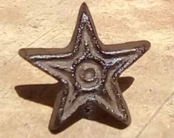 2 Cast Iron Star Cabinet Knobs Drawer Pulls Primitive