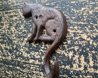 Cast Iron Wall Hook, Sitting Cat, Coat hook, Key holder, leash wall hook, Gift for Cat lovers, Farmhouse  Decor, Kids rooms, Country Nursery