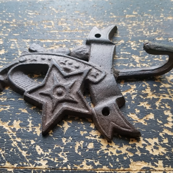 Cast Iron Wall Hook, Western and Farmhouse Decor, Cowboy Boot Spur and Star Shape, Wall Hook For Key Hats, Dog Leashes, Coats, Horse Tack