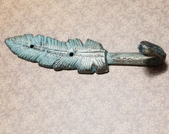 Cast Iron Feather Shaped Wall Hook, Key Holder, Coat Hook, Hat Hook Umbrella holder Quill, Housewarming, and Wedding Gifts, Dog Leash holder