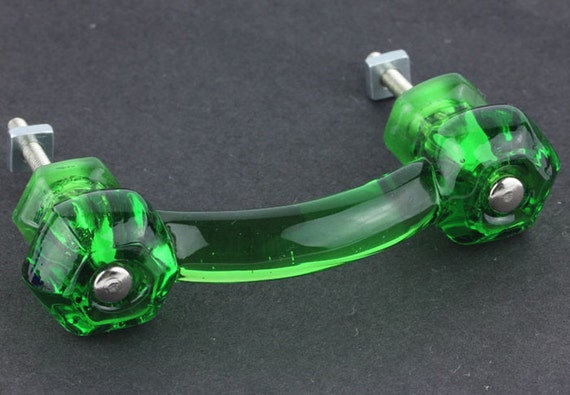 Pair of Green Depression Glass Knobs (TRE) Pair of Green Depression Glass Knobs (TRE)