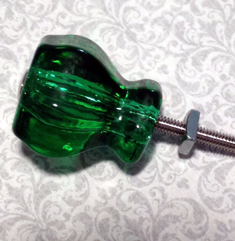 7 Emerald Green Glass Knobs Glass Knobs Antique Etsy
