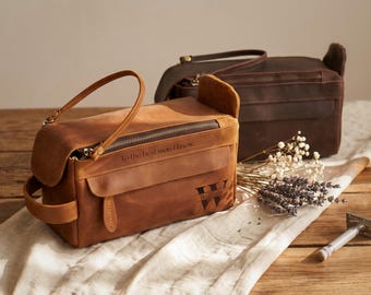 Personalized Leather Toiletry Bag, Groomsmen Dopp Kit, Anniversary Gift for Him, Men's Travel Bag, Gift for Husband, Dad