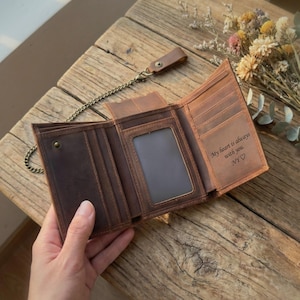 Personalized Men's Leather Wallet With Anti-Theft Chain, Trifold Wallet, Full Grain Leather, Gift for Him, Dad, Husband