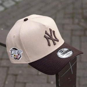 Bruine New Era NY Yankees-pet – 9FORTY verstelbare World Series-patch