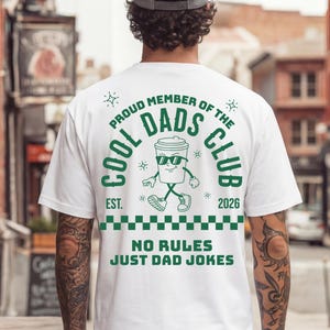 Cool Dads Club rolig t-shirt, present till blivande pappor, rolig tröja till pappa, för föräldrar och nyblivna pappor, födelsedagspresent till pappa