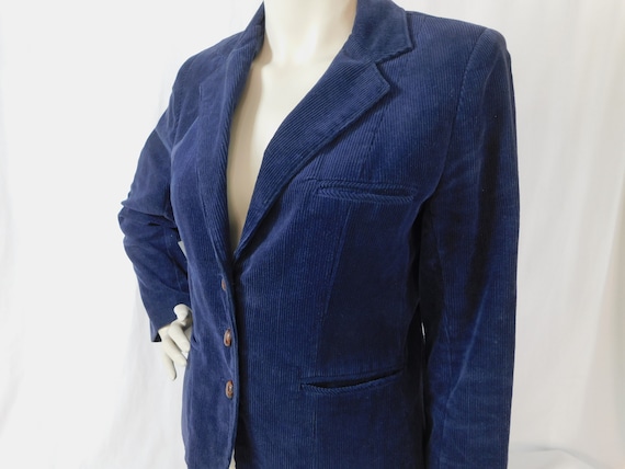 Vintage 70s Ladies Navy Blue Corduroy Fitted Blazer with Suede Elbow Patches and Leather Buttons