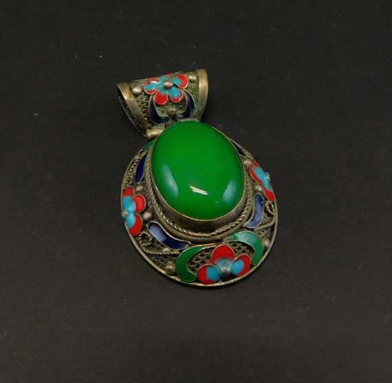 Vintage Jade Amulet Pendant,  Tibetan Silver Cloi… - image 1