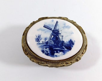 boîte à bibelots à pieds en métal en porcelaine bleu Delft vintage, boîte à bagues, boîte à bijoux en métal moulé japonais vintage, dessus en porcelaine