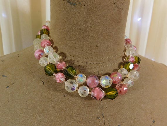 Vintage 50s  cut crystal necklace,pink and green … - image 2