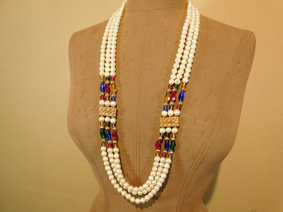 Vintage  80s  3 strands simulated glass pearls an… - image 1