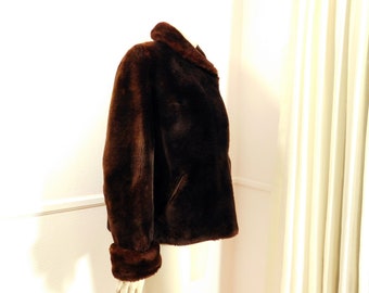 treatürself mouton boa short jacket オフィシャル通販サイト www