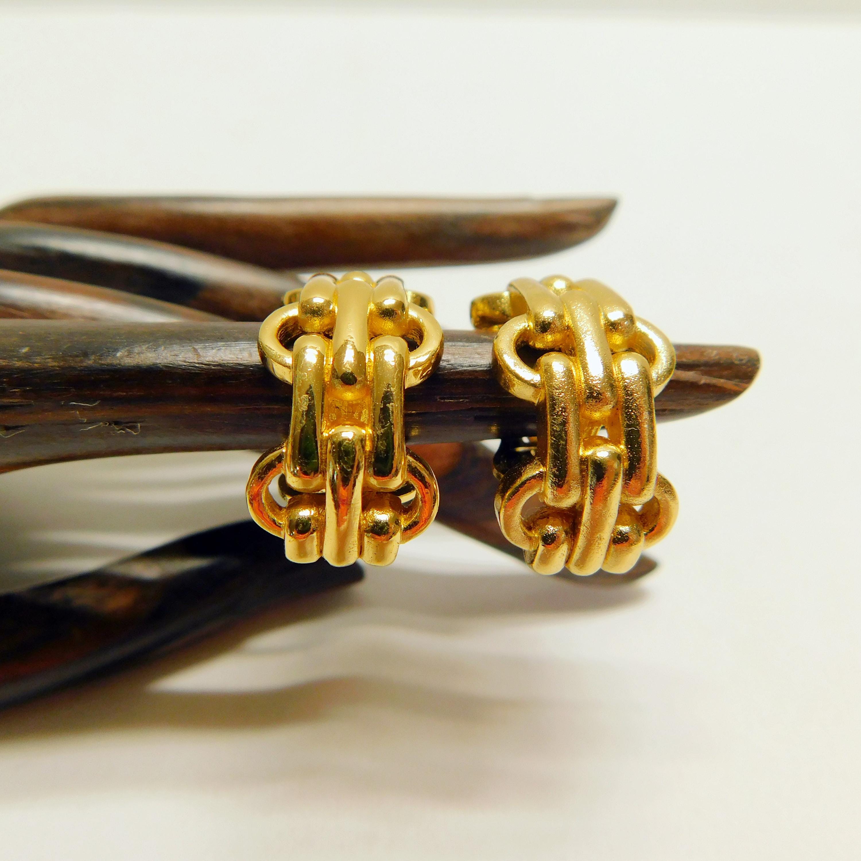Vintage CHRISTIAN DIOR Gold Chain Link Clip on Earrings - Etsy