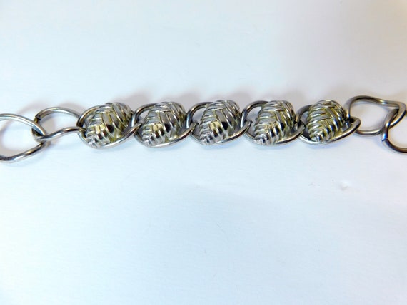 Vintage pine cone link bracelet,silver tone pine … - image 3