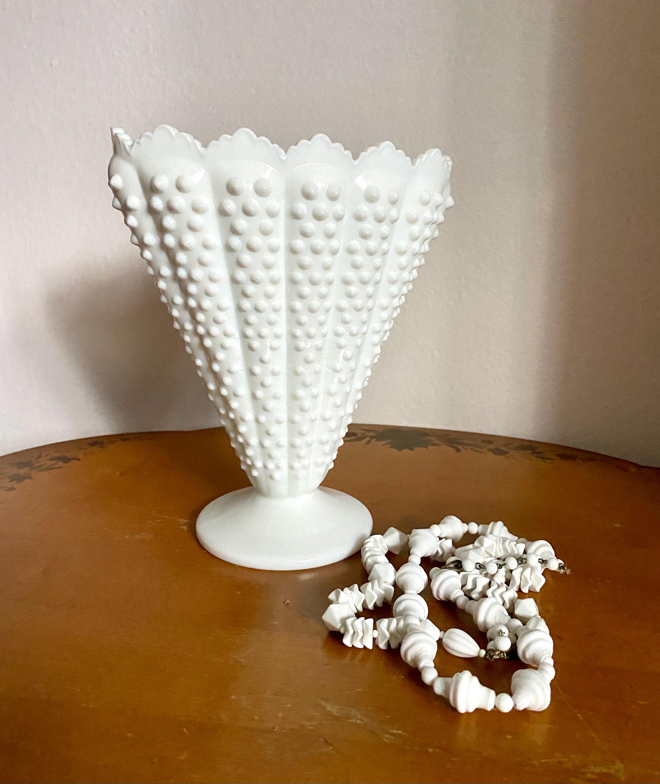 Fenton Milk Glass Vase - Etsy