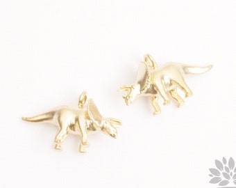 P1039-MG// Matt Gold Plated Small Triceratops Pendant, 2pcs