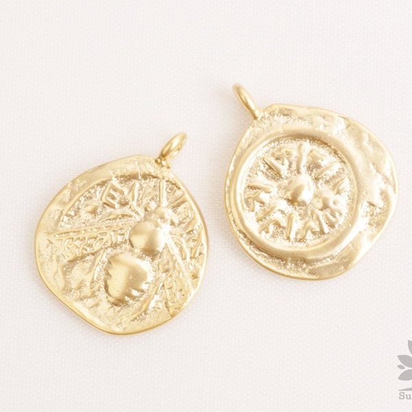 P1120-MG// Matt Gold Plated Bug Fossil Coin Pendant, 2pcs