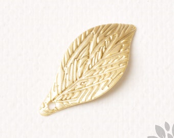 P968-02-MG// Matt Gold Plated Thin Brass Leaf Pendant, 4pcs