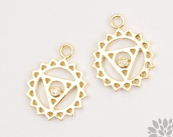 P1016-05-G// Chakra Series// Glossy Gold Plated Cubic Pointed Ajna Pendant, 2pcs