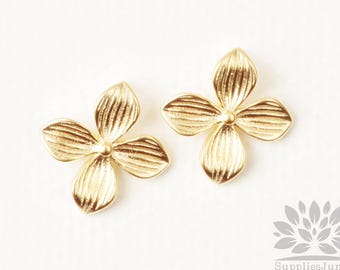 P929-MG// Matt Gold Plated Mini Flower Pendant, 2pcs