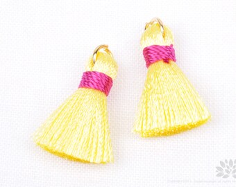 T002-RA-YI// Jaune clair, Pendentif à pompon à rayonne rose indien, 4pcs, 23mm