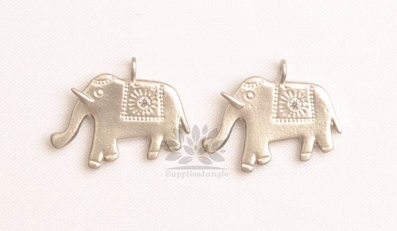 P1145-MG/MR/// Matt Gold or Matt Rhodium Plated Cubic Pointed Circus Elephant Pendant, 2pcs Matt Rhodium
