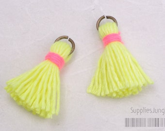 T002-CO-VH// Vivid Yellow, Hot Pink Cotton Tassel Pendant, 4pcs, 23mm