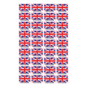 Pode incluir: Uma folha de autocolantes retangulares com a bandeira Union Jack. Cada autocolante apresenta o design vermelho, branco e azul da bandeira, com o texto "MADE IN ENGLAND". Os autocolantes estão dispostos numa grelha.
