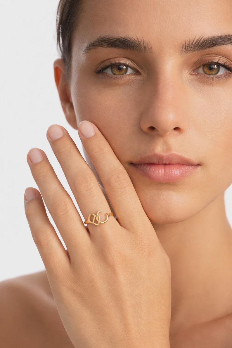 Custom Cursive Initial Ring, Script Letter Ring, 14K Solid Gold, Gift for Her, Christmas Gift
Custom Cursive Initial Ring, 14K Solid Gold, Romantic Script Jewelry