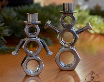 Stainless steel snowman decoration, handmade Christmas decoration made of metal.