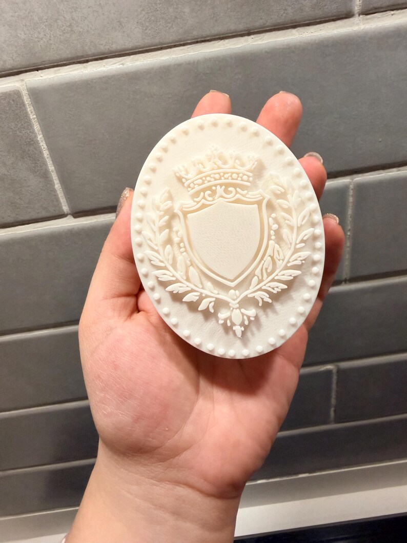 Molde de silicona ovalado personalizado para jabón con logotipo o texto personalizado. Molde hecho a mano para jabón, resina y cera. imagen 2