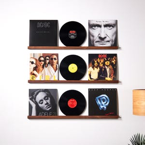 Väggmonterad vinylskivhållare i massivt trä, skivdisplayhylla