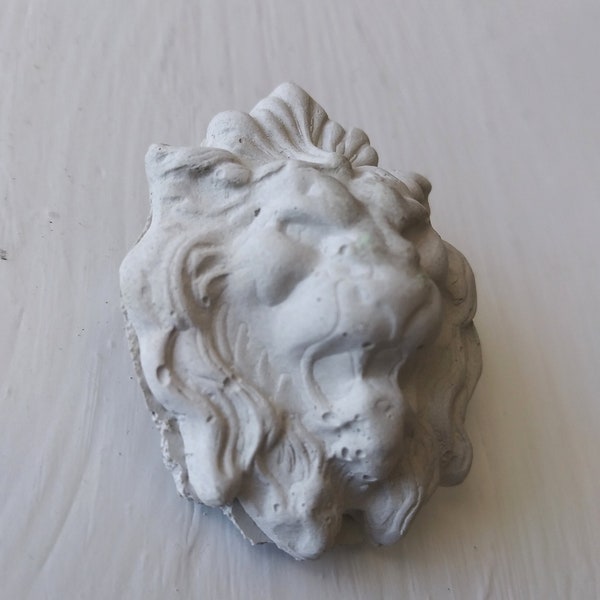 Lion Face Concrete Pin - One of a Kind Concrete Jewelry, Hand Made Concrete Art Jewelry, OOAK Animal Art Pin, Industrial Wildlife Pin, Leo
