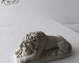 Resting Lion Concrete Art Sculpture - Indoor or Outdoor Lion Sculpture, Garden Art, Hand Made Lion Statue, Wild Cat Sculpture, Leo Gift, Art