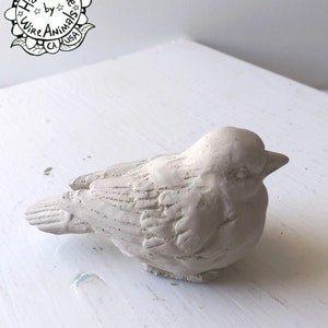 Concrete Sparrow - Cement Art Sculpture - Garden Figurine. Desk Ornament, Bird Gift, Garden Art, Bird Lover Gift, Small Songbird Art Statue