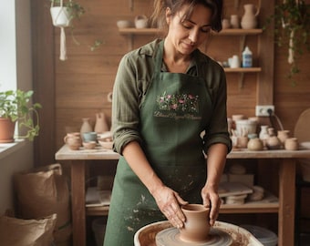 Rustic green linen apron for pottery maker, Custom embroidered workwear for clay artists, Organic craft making garment, Free embroidery