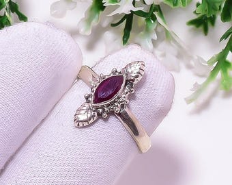 Natural Red Ruby Vintage Style Gemstone Ring - 925Sterling Silver Detailed - Bohemian Statement Jewelry