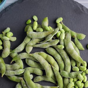 10-30 semillas de edamame, Glycine max, soja verde. imagen 5