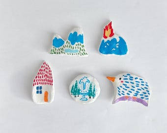 Imán de nevera de arcilla hecho a mano, mini imán de paisaje, pequeño regalo pintado a mano para un amigo.