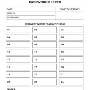 Könnte beinhalten: Ein weißes Crypto Password Keeper Notizbuch mit schwarzem Titel. Das Notizbuch enthält Felder für Datum, Wallet, Passwort und Kryptowährung. Es hat auch Platz für Wiederherstellungswörter und Backup-Phrasen, nummeriert 01-24.