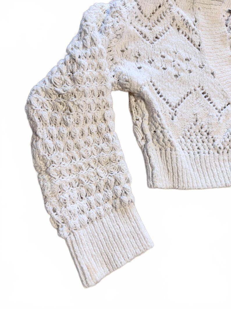 Free People Chloe Cardigan Size Small Cream/white Knit V-Neck 3 Button cropped image 4