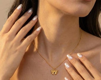 Minimal Gold Bow Necklace for Women – Dainty Ribbon Pendant, Feminine Minimalist Jewelry, Everyday Layered Necklace, Gift for Her