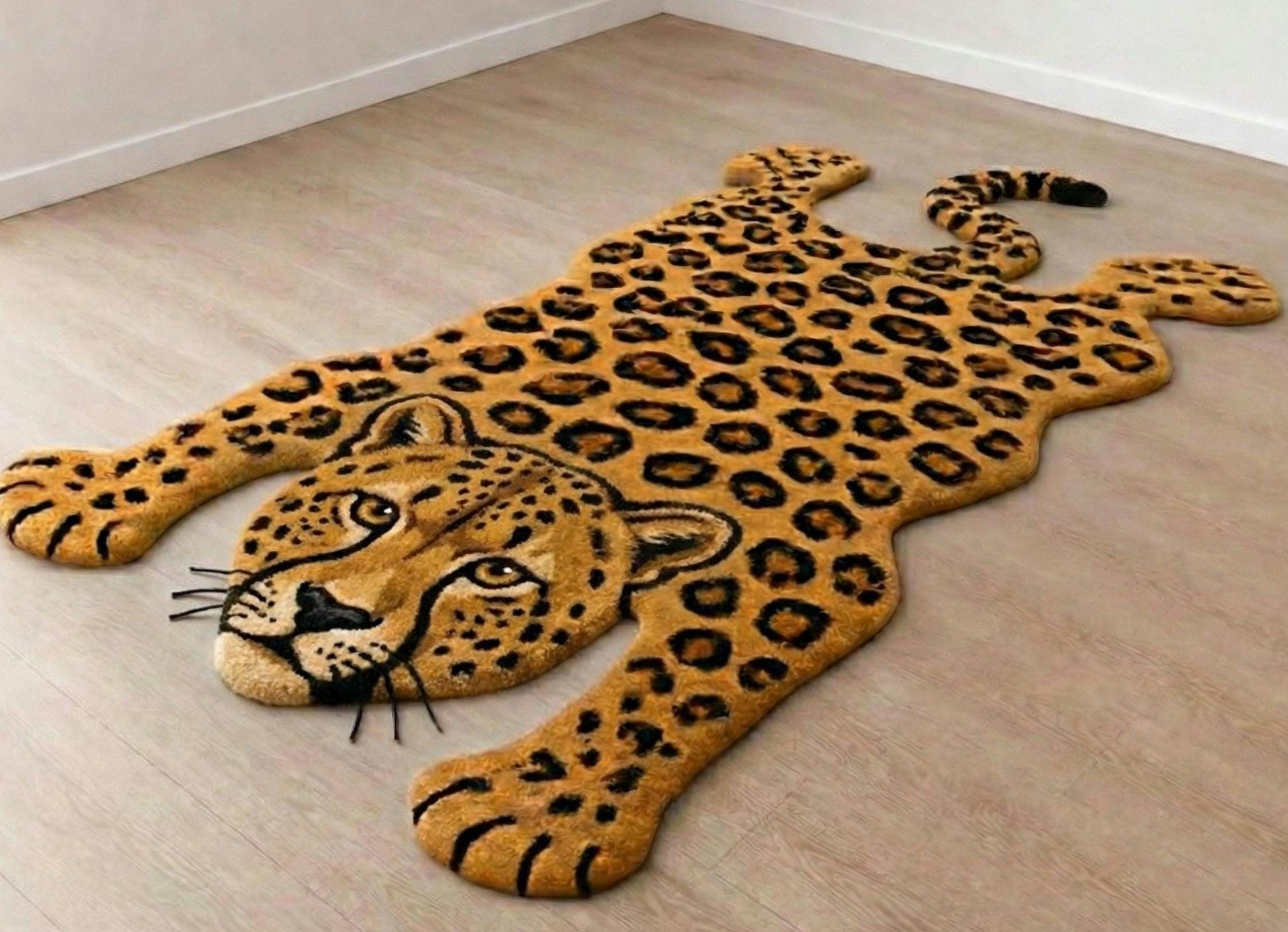 Leopard Shaped Rug Hand Tufted | Realistic Big Cat Accent Rug, Safari ...