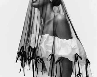 Svart Rosettslöja Kort Brudhuvudbonad Gotiskt Bröllopstillbehör Tyllbandsdetalj Möhippa Alternativ Brud Statement-look