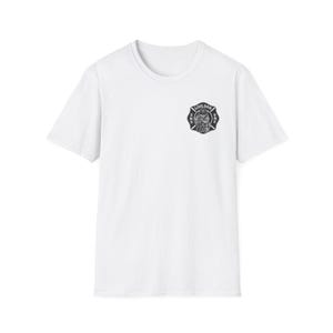 -shirt gris Live Oak Engine 1 avec empiècement | Chemise pompier à écusson