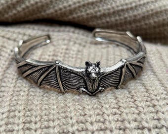Gothic Fledermaus Manschette Armband, 925 Silber Tier Armband • Oxidierte Silber Manschette, Statement Armbanduhr für Männer