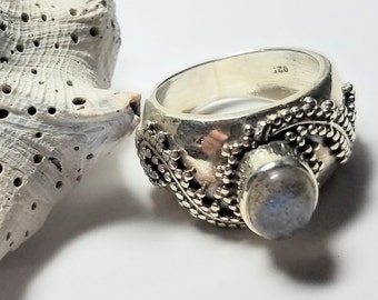 Labradorite Sterling Silver Ring: Filigree Wide Band, Size 6 3/4