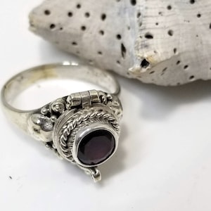 Garnet Poison Ring, Victorian Camelot Locket Ring #815